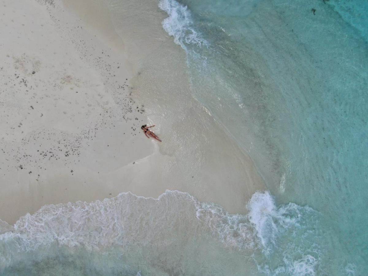 Oceana Boutique Hotel Maafushi Bagian luar foto
